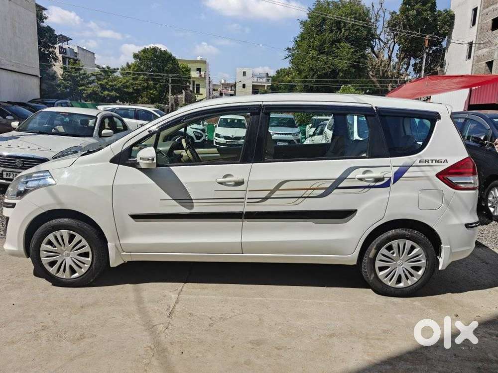 Maruti Suzuki Ertiga Vxi, 2013, Petrol