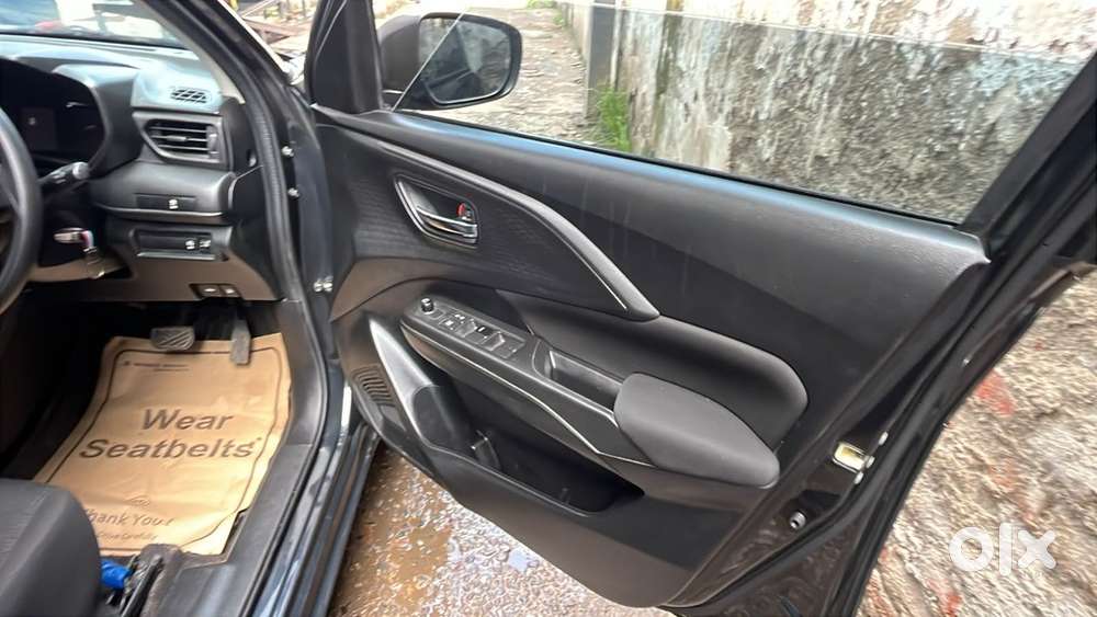 Maruti Swift Vxi Petrol Automatic 2025