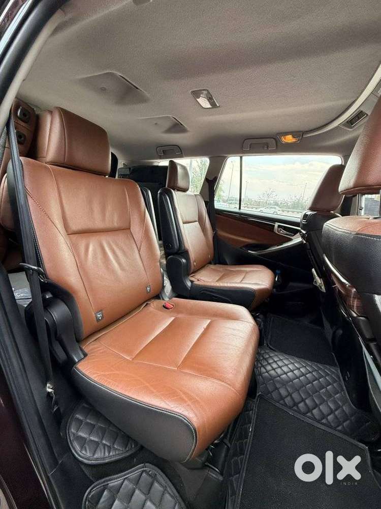 Toyota Innova Crysta 2.8 Z, 2016, Diesel