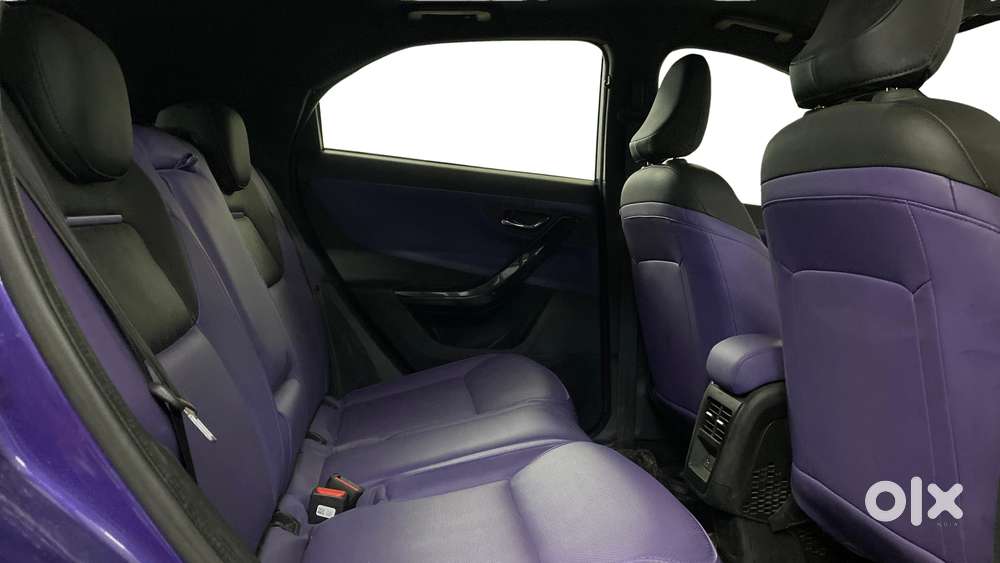 Tata Nexon Fearless S Purple 1.2 Revotron Petrol 6mt Dual Tone, 2023..