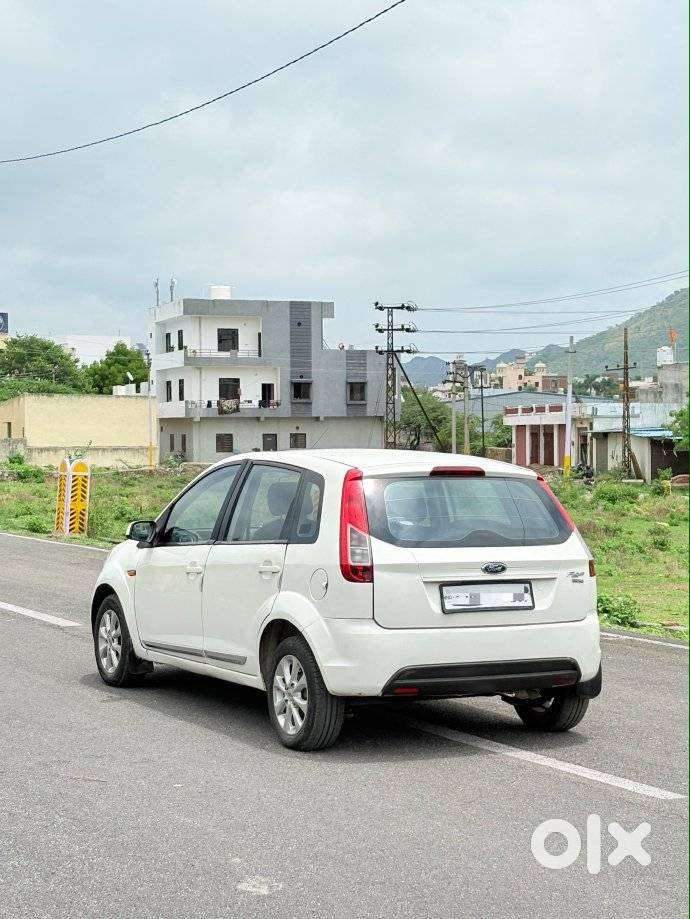Ford Figo 1.5d Titanium Mt, 2015