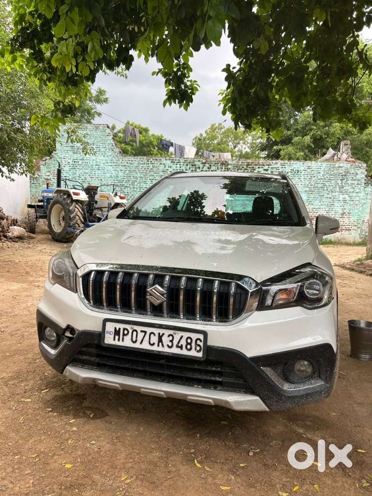Maruti Suzuki S Cross Petrol Well Maintained