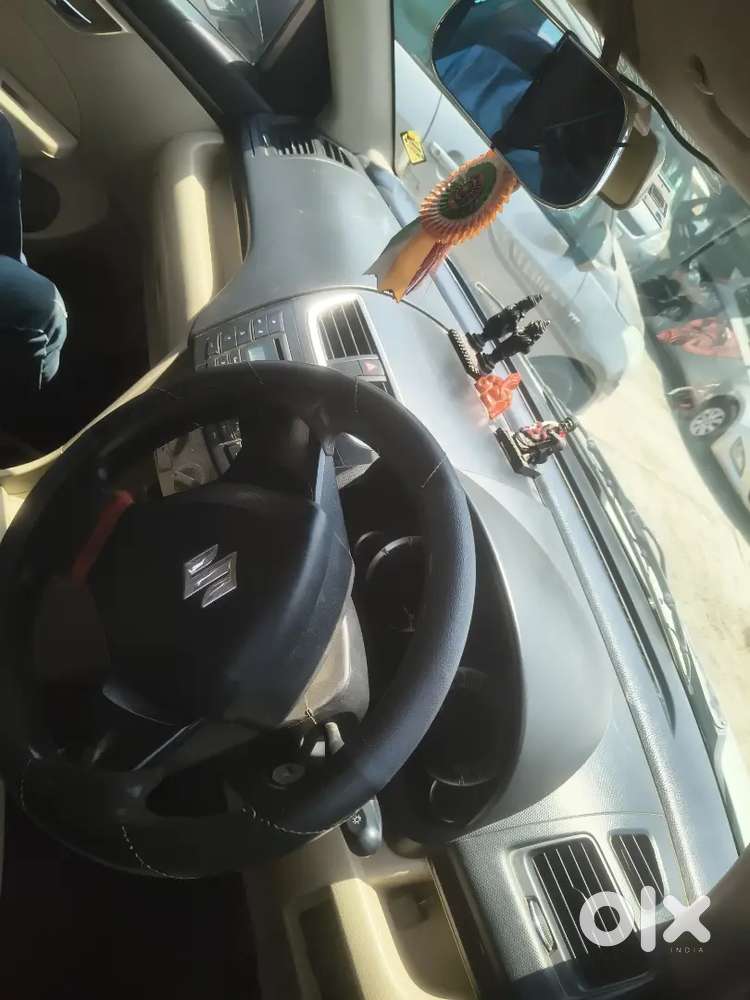 Maruti Suzuki Swift Dzire 2013