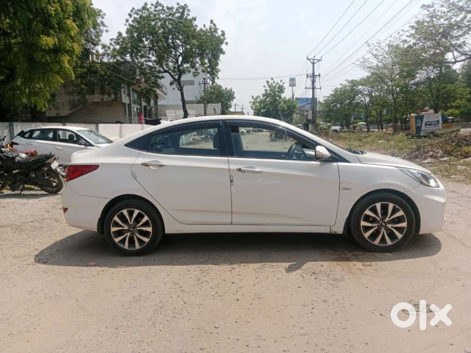 Hyundai Verna, 2014, Diesel