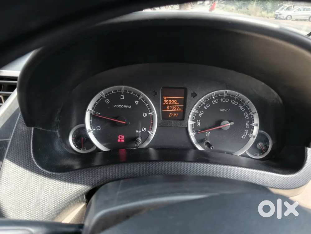 Maruti Suzuki Swift Dzire 2013 Diesel 82000 Km Driven
