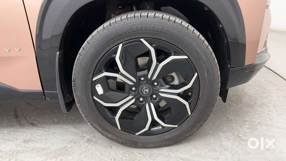 Tata Curvv S 1.2 Hyperion Gdi Petrol 7dca, 2025, Petrol