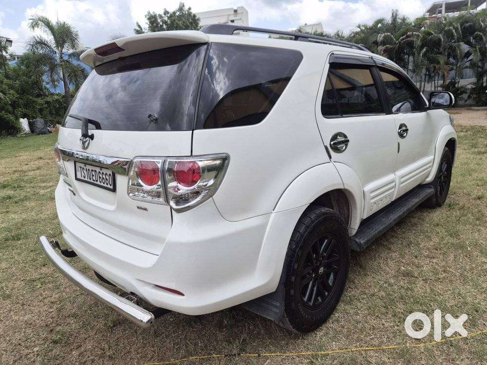 Toyota Fortuner 3.0 4x4 Manual, 2015, Diesel