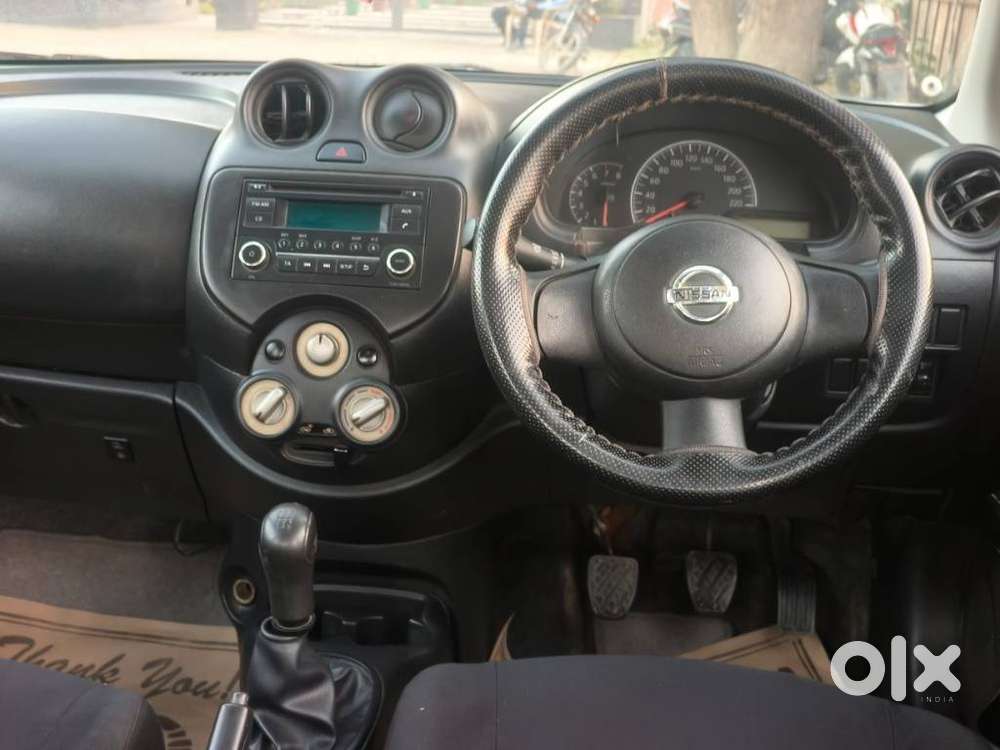 Nissan Sunny 2014-2016 Xe, 2015, Petrol