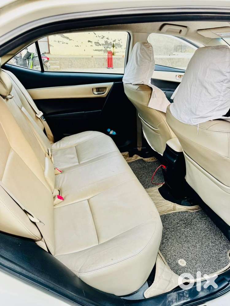 Toyota Corolla Altis 2015 Diesel Well Maintained