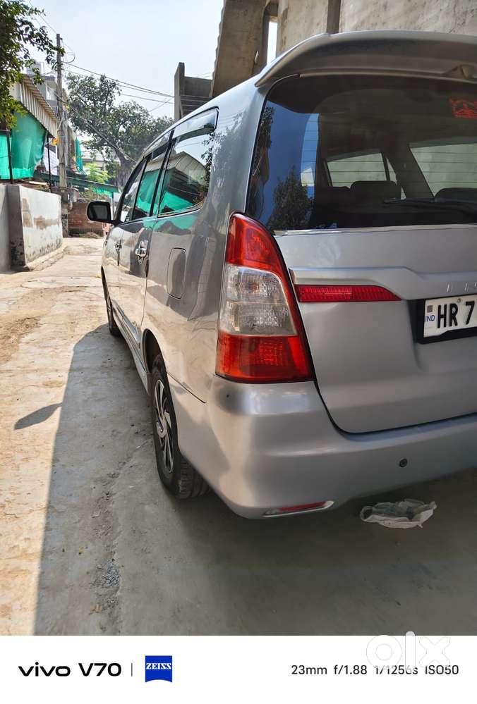 Toyota Innova 2.5 G (diesel) 7 Seater Bs Iv, 2015, Diesel