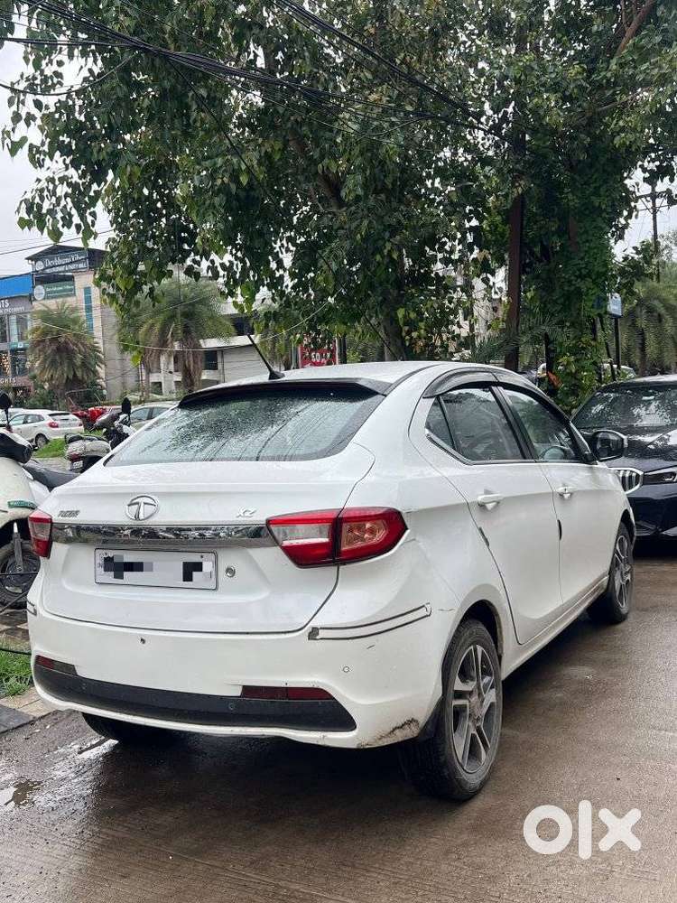 Tata Tigor Xz, 2017, Petrol