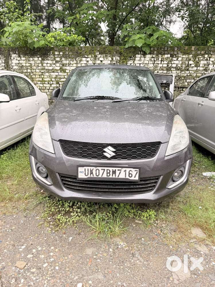 Maruti Suzuki Swift Vxi Optional, 2015, Petrol