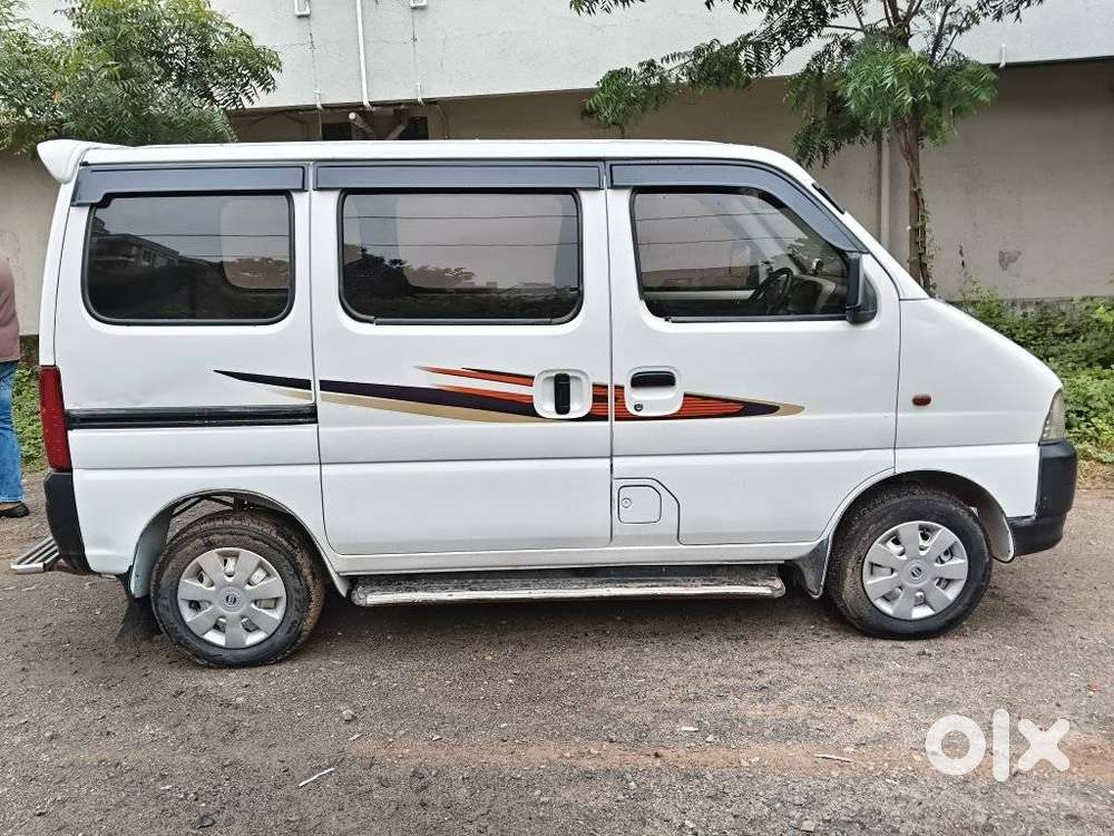 Maruti Suzuki Eeco 5 Str With Ac Plus Htr Cng, 2017, Cng & Hybrids