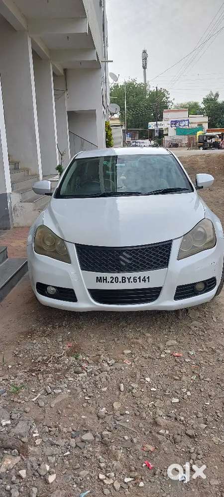 Maruti Suzuki Kizashi 2011