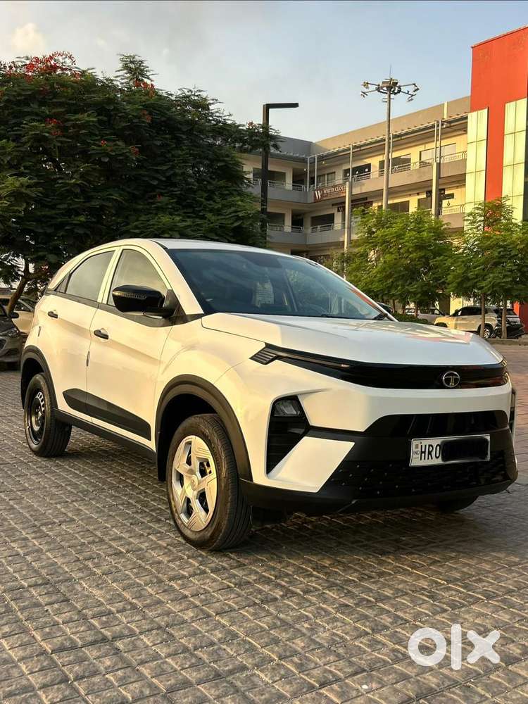 Tata Nexon, 2024, Petrol