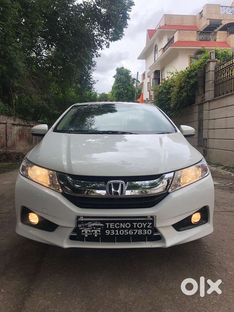 Honda City V At I-vtec, 2017, Petrol