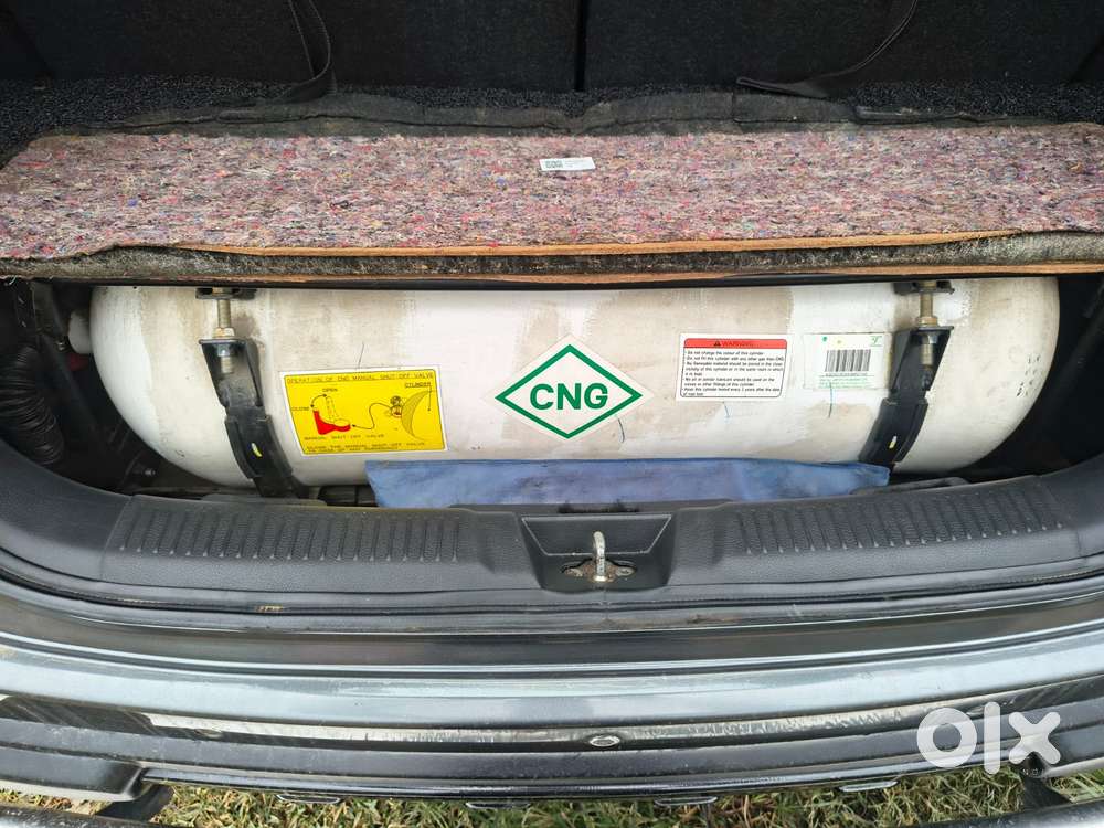 Maruti Suzuki Xl6 Zeta Mt Cng, 2023, Cng & Hybrids