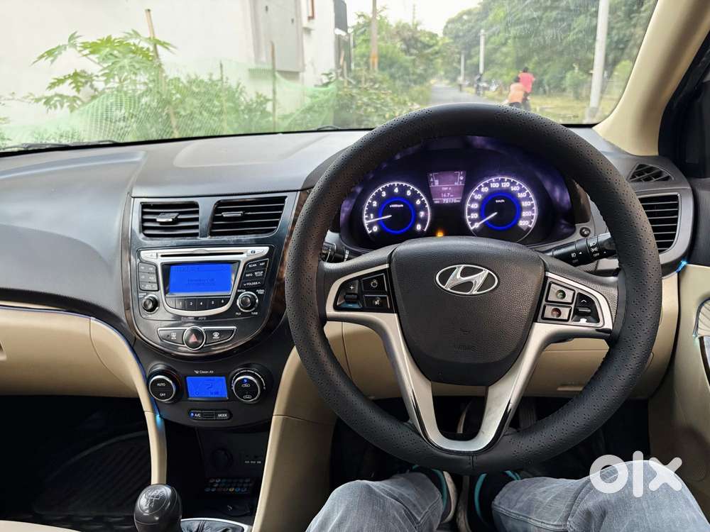 Hyundai Fluidic Verna 1.6 Vtvt Sx, 2013, Petrol