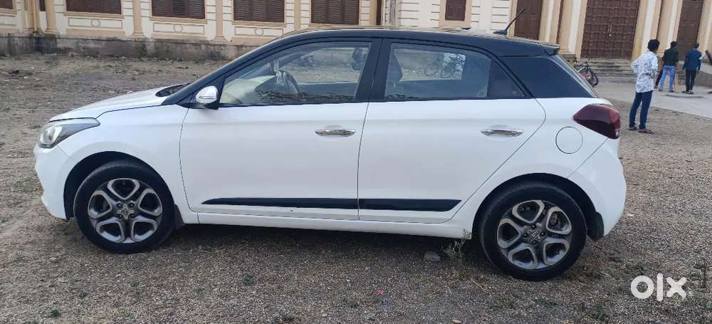 I20,
Model 2019
2nd Owner 
Vip Number -2️⃣2️⃣
Price -550000