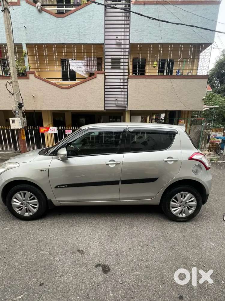 Swift Maruti Suzuki 2017. Show Room With Histry