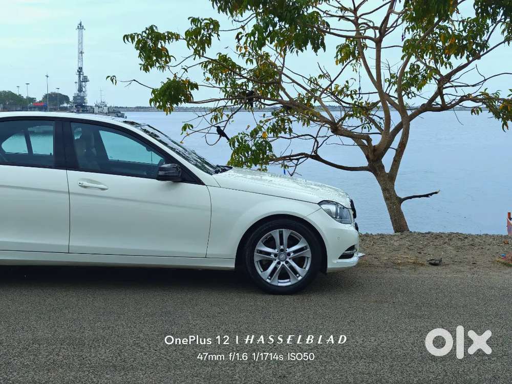 Benz C Class C200 - Original Kerala - 2011 - Petrol Automatic - Rwd