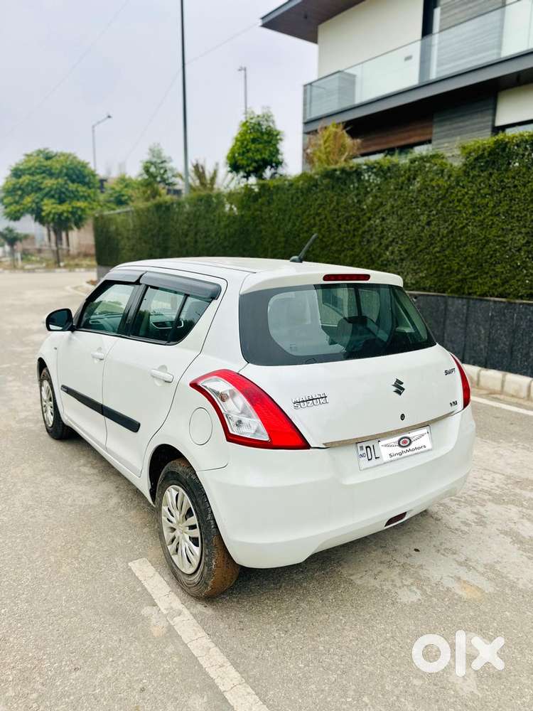 Maruti Suzuki Swift Vxi Abs Bsiv, 2014, Petrol