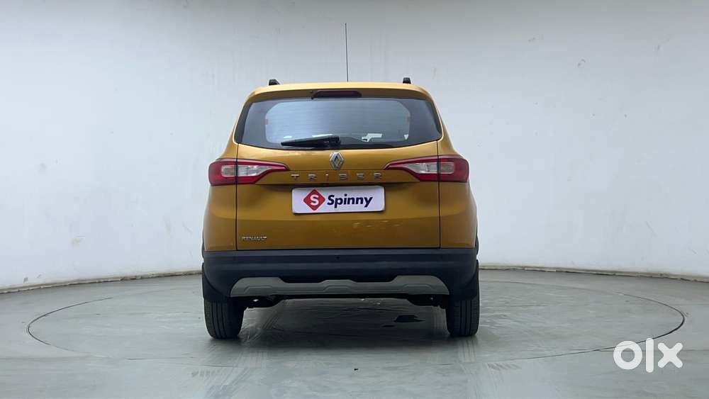 Renault Triber Rxz, 2022, Petrol