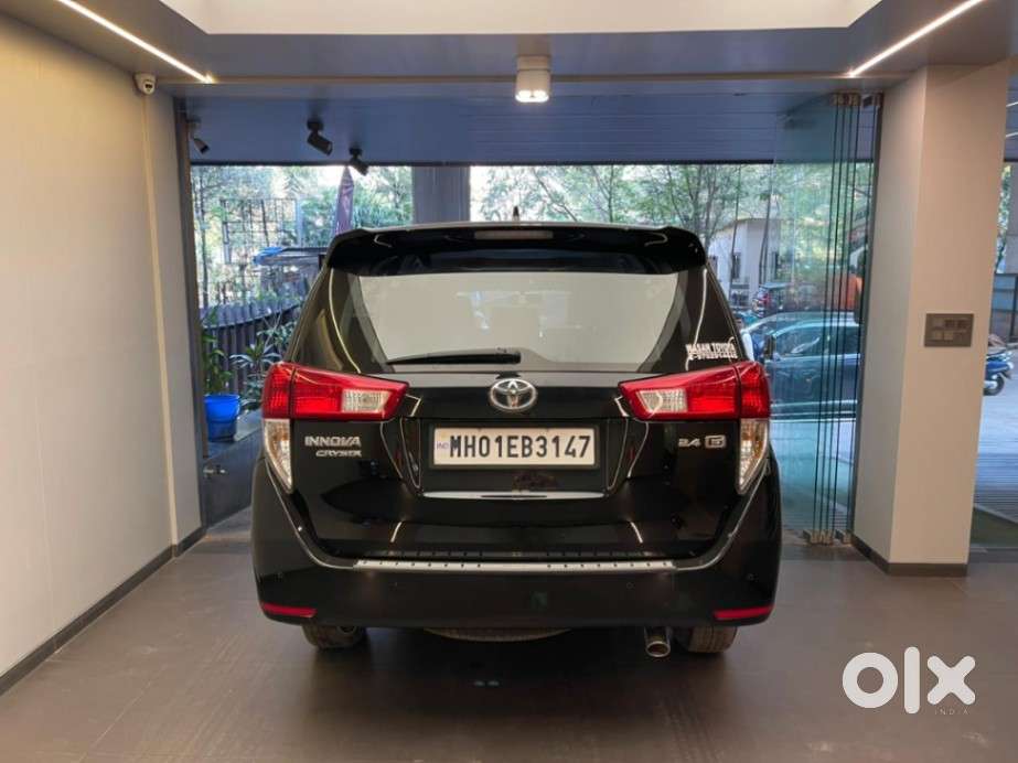 Toyota Innova Crysta [2020-ongoing] 2.4 Gx 8 Str, 2022, Diesel