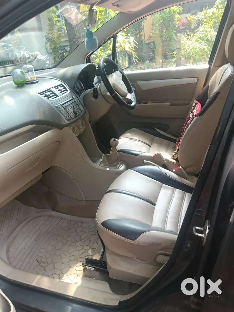 Maruti Suzuki Ertiga Vxi Petrol 2013