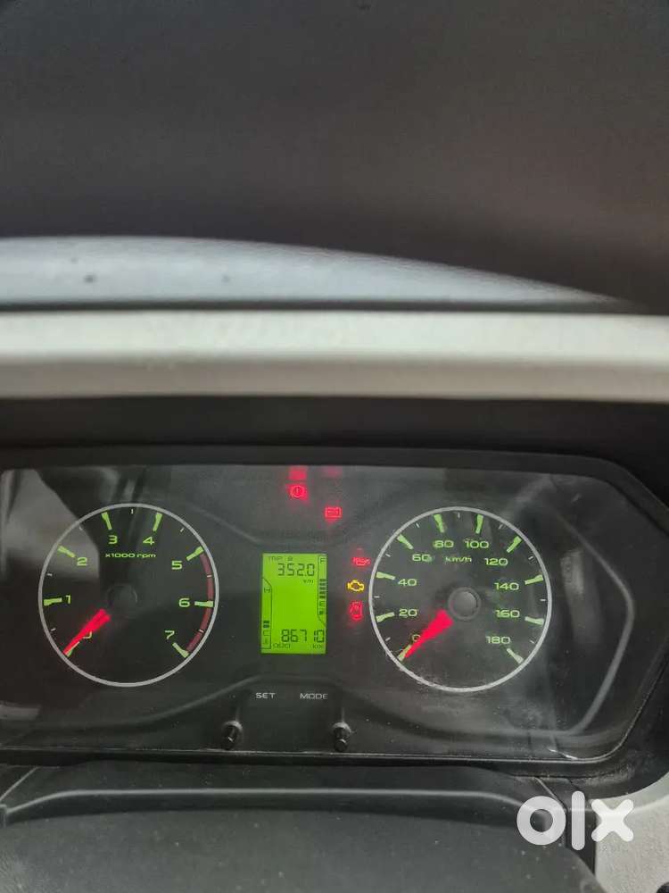 Mahindra Scorpio S6 Plus 2017 Diesel Manual