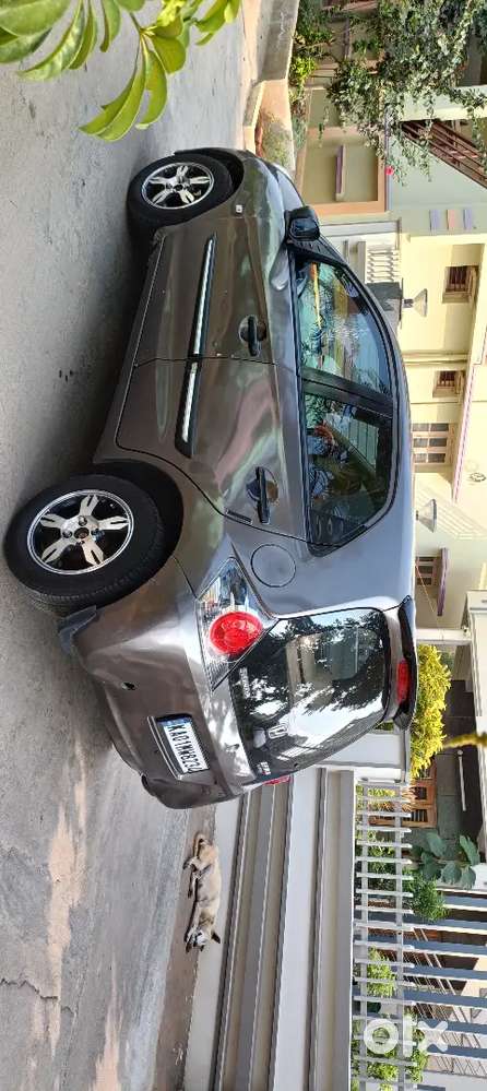 Honda Brio Mt 2012