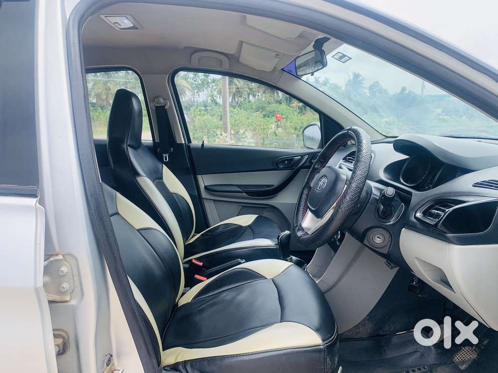 Tata Tiago 1.2 Revotron Xt (o), 2016, Petrol