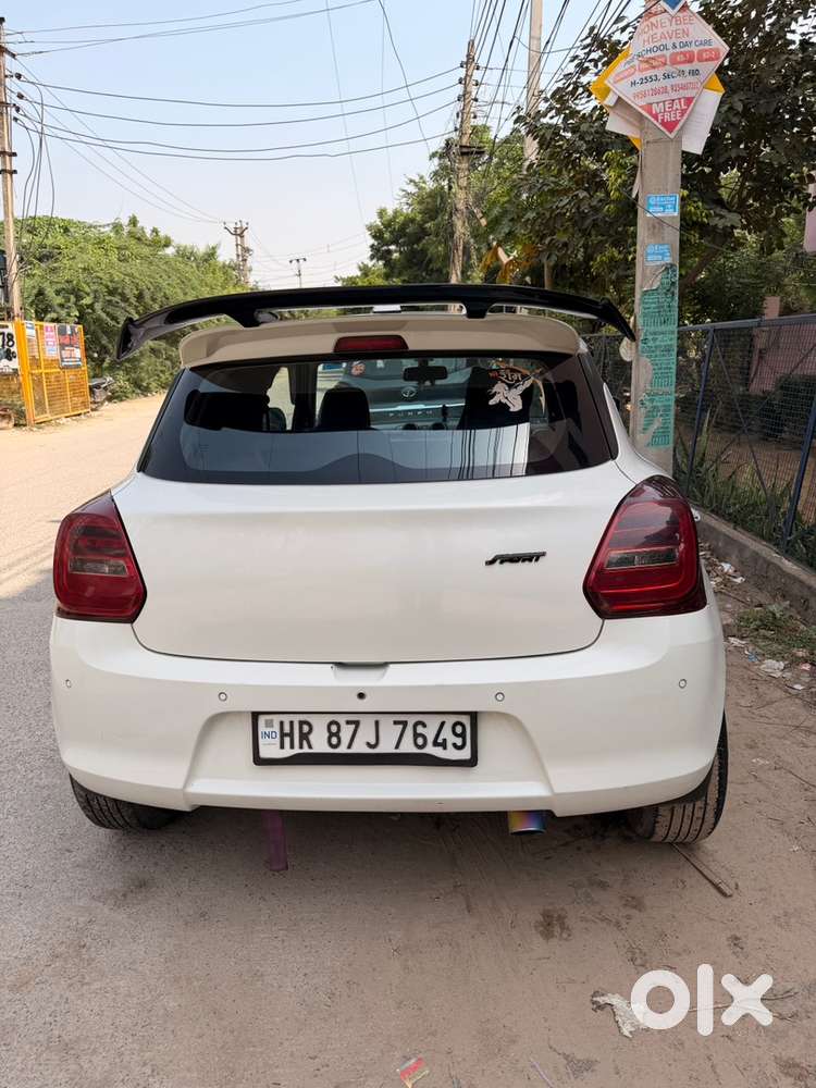 Maruti Suzuki Swift Petrol 2022