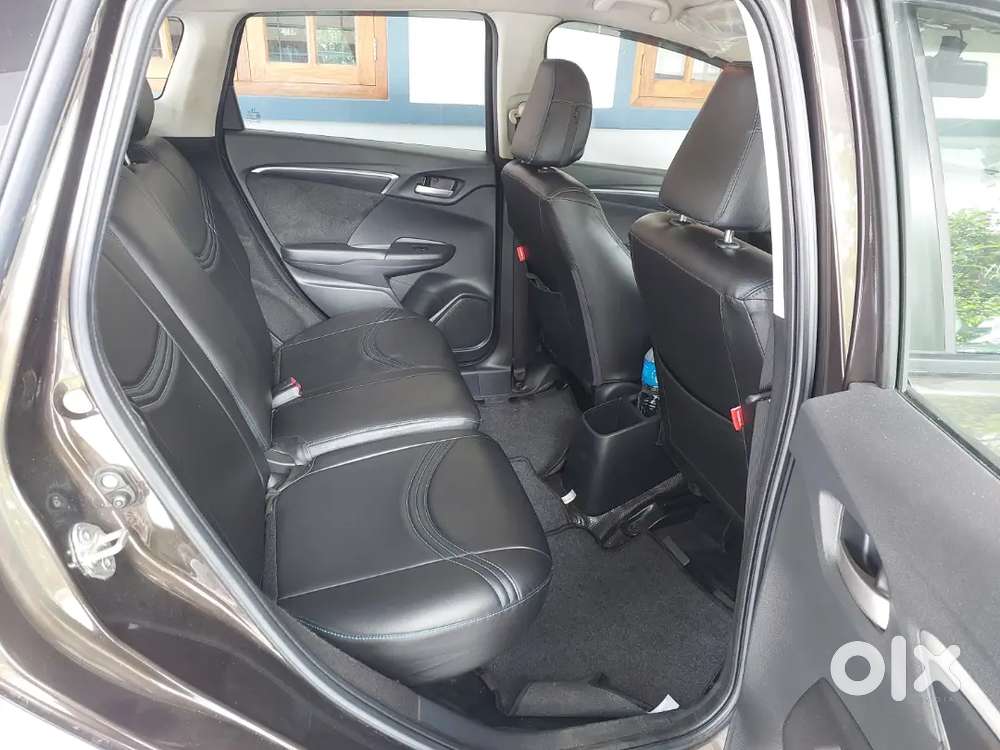 Honda Jazz Petrol Mt 2017