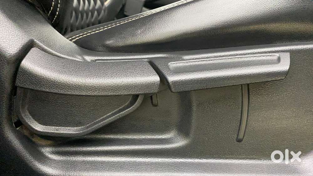 Hyundai Venue S (o) 1.2 Petrol Knight Edition, 2024, Petrol