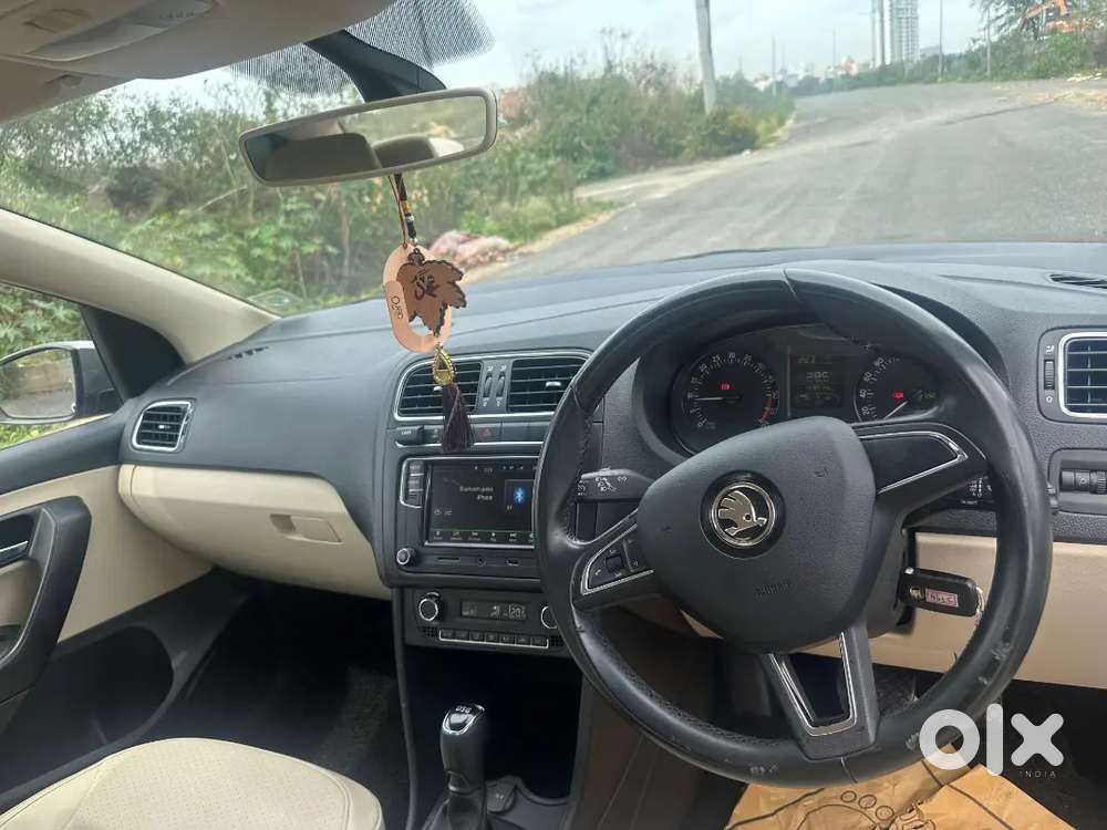 Skoda Rapid1.5 Tdi At(dsg)style Diesel(automatic)