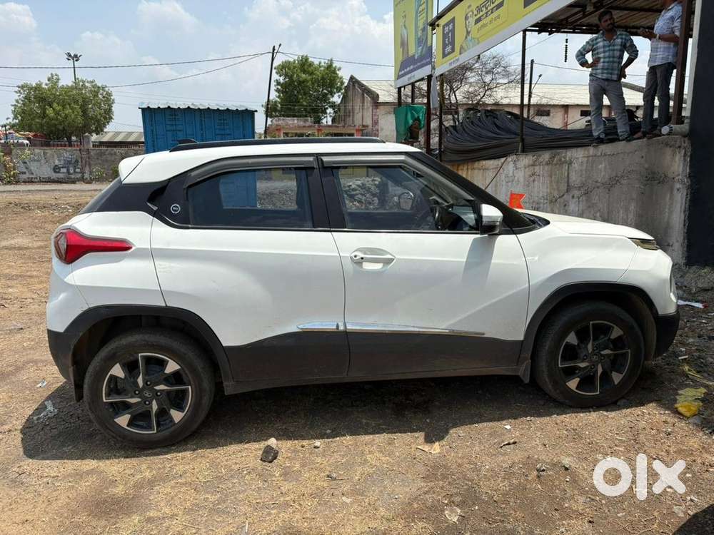 Tata Punch Cng Sunroof (nov 2023) First Owner