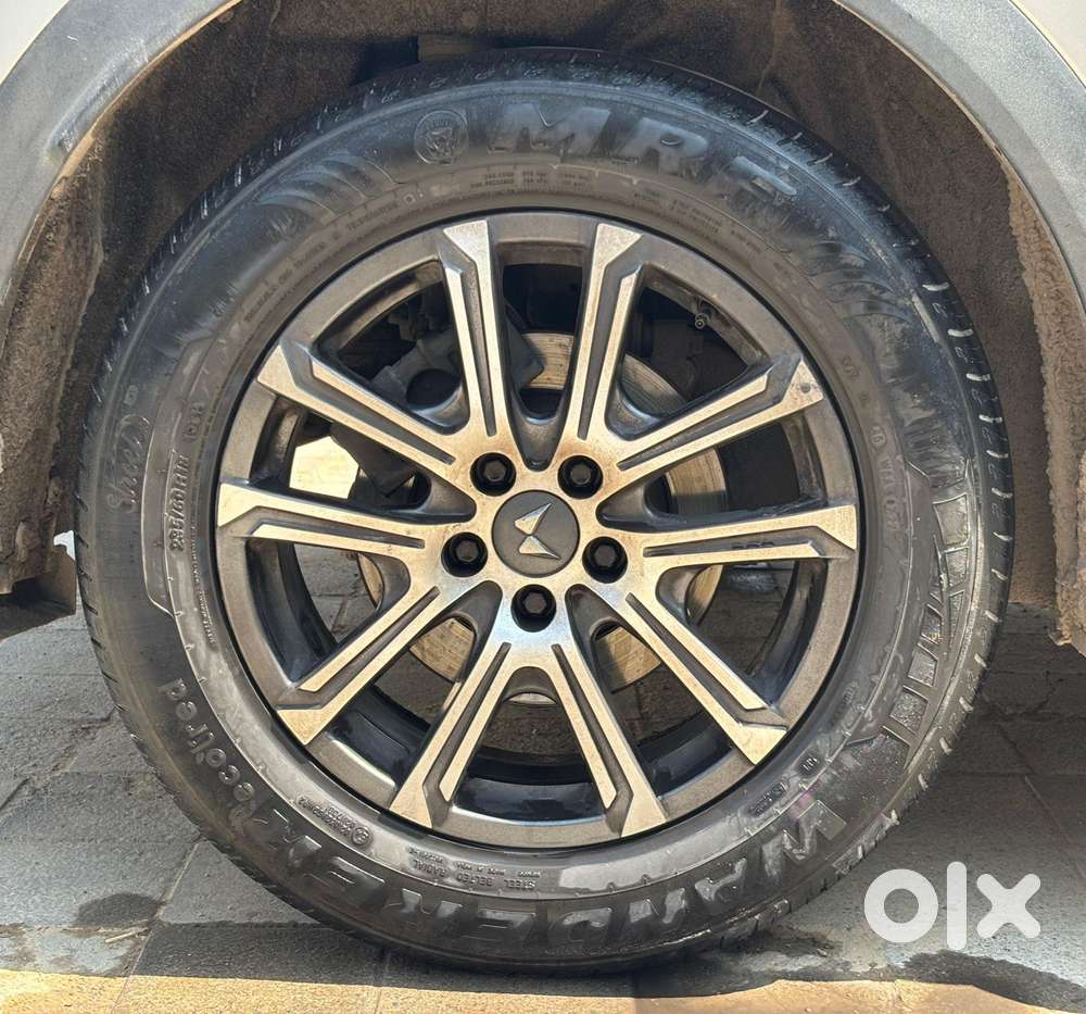 Mahindra Xuv700 2.2 Ax 7 Diesel At Luxury Pack Str, 2022, Diesel