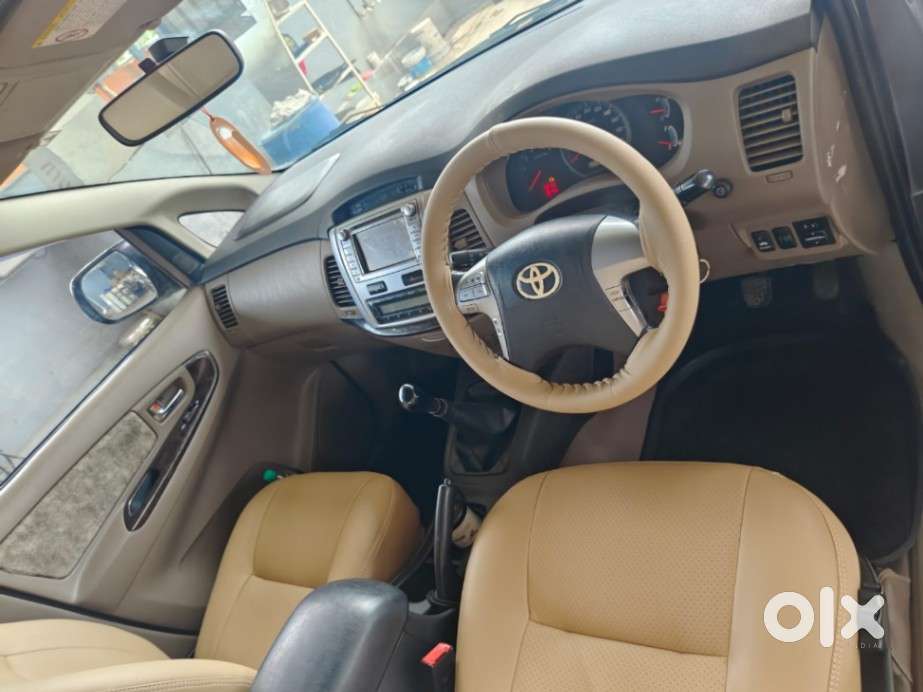 Toyota Innova 2.5 G (diesel) 7 Seater, 2015, Diesel