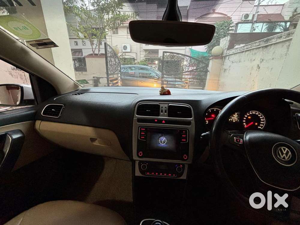 Volkswagen Petrol Car 2016