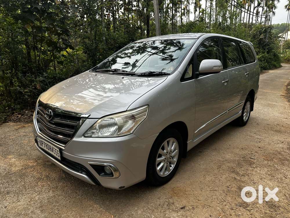 Toyota Innova 2.5 Vx (diesel) 7 Seater Bs Iv, 2014, Diesel