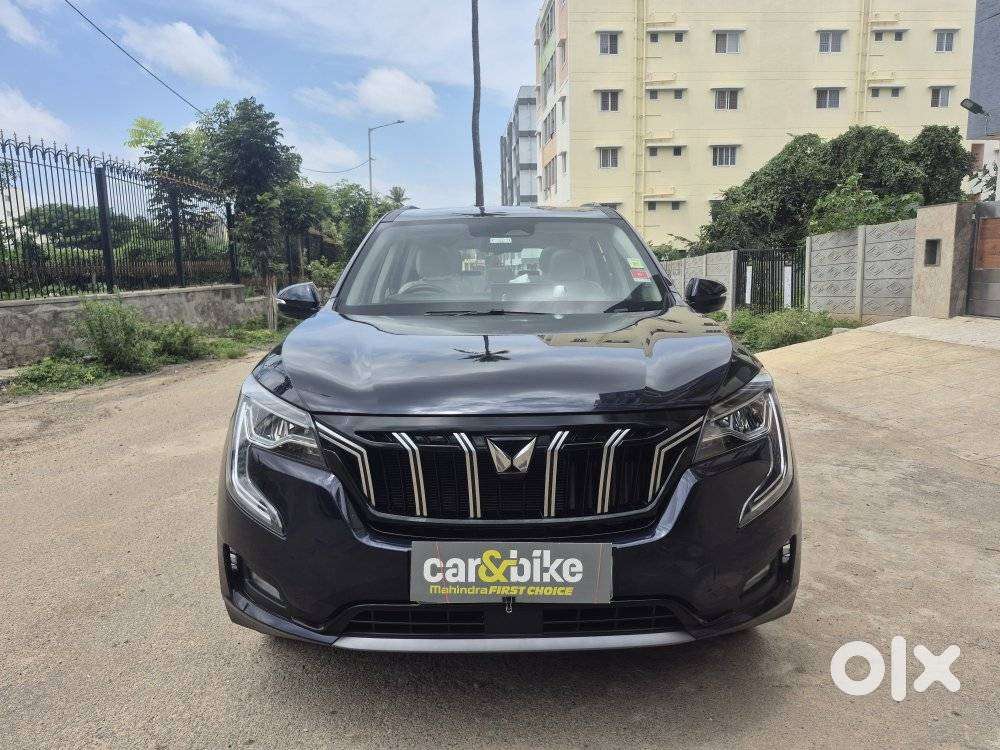 Mahindra Xuv700 2.0 Ax 7 Petrol At Str, 2024, Petrol