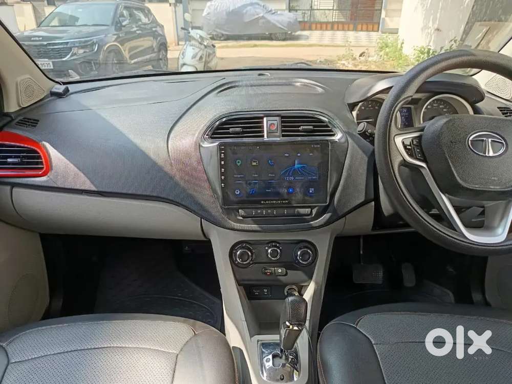 Tata Tiago 1.2 Soccer 2018 Edition