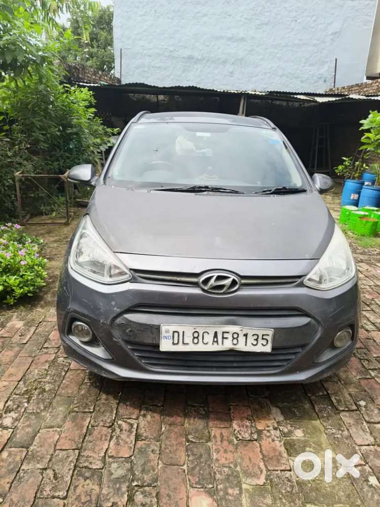 Grand I 10 Asta