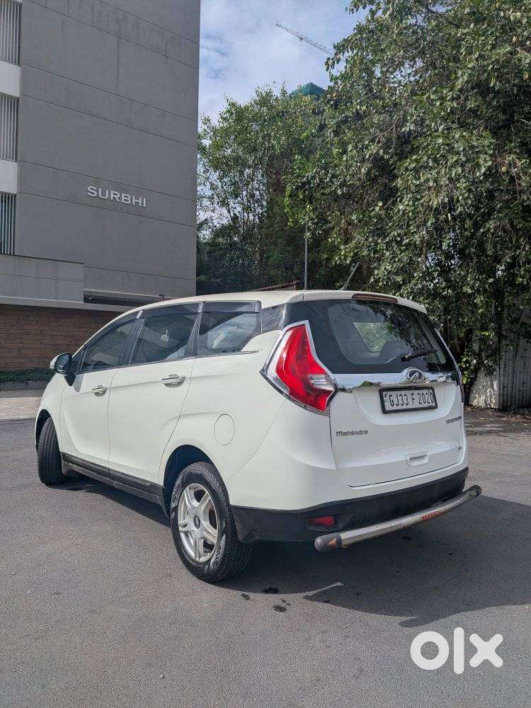Mahindra Marazzo M6, 2020, Diesel