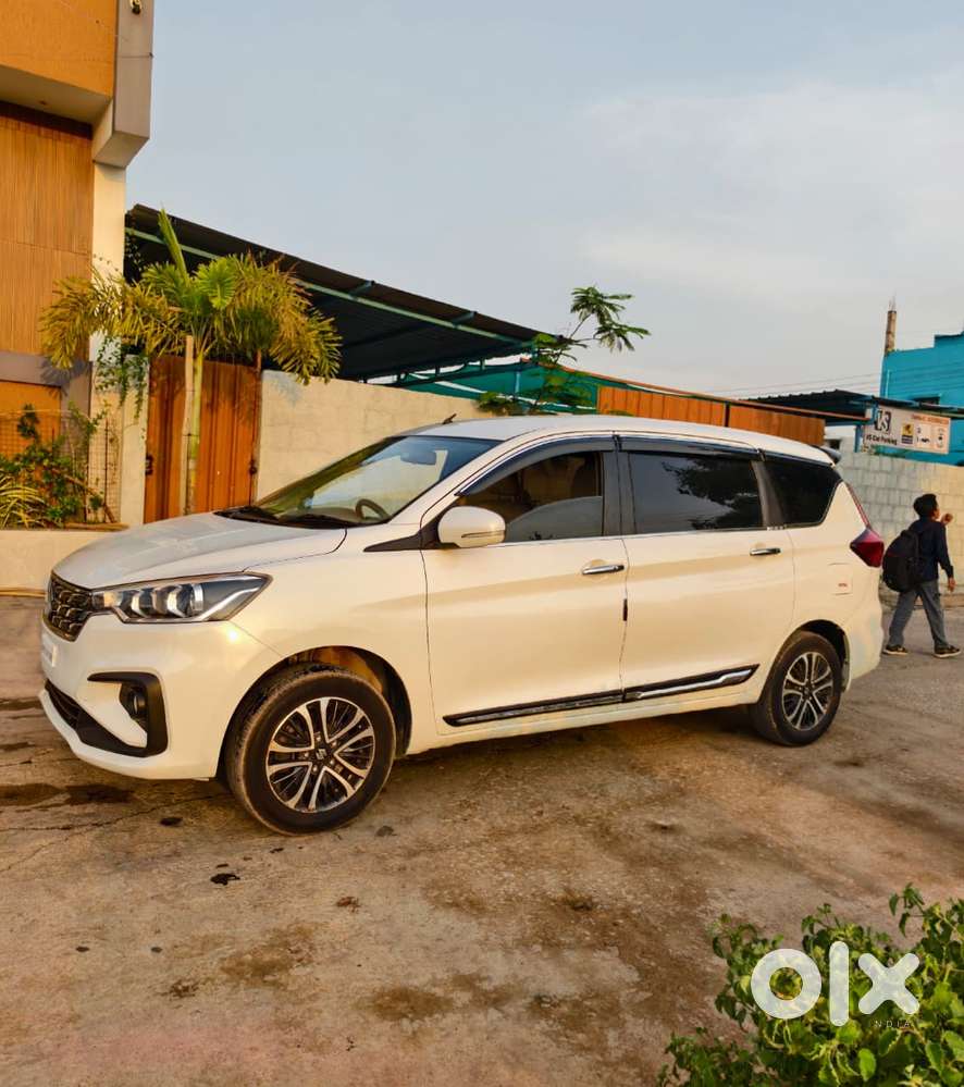 Maruti Suzuki Ertiga Zxi Plus Shvs, 2022, Petrol