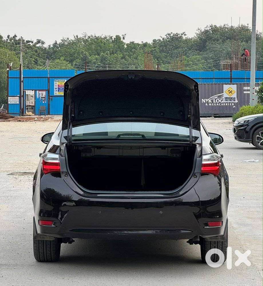 Toyota Corolla Altis Vl, 2018, Petrol