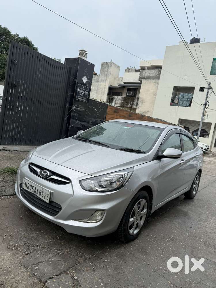 Hyundai Verna Vtvt 1.6 Sx, 2013, Petrol