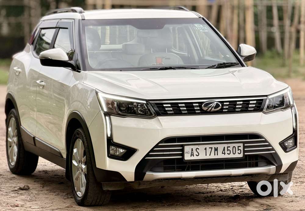 Mahindra Xuv300 W8, 2022, Petrol
