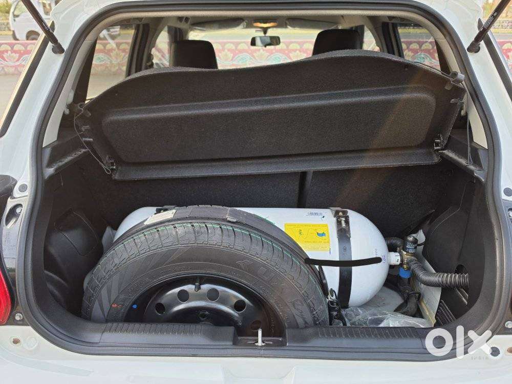 Maruti Suzuki Swift Vxi Cng, 2024, Cng & Hybrids